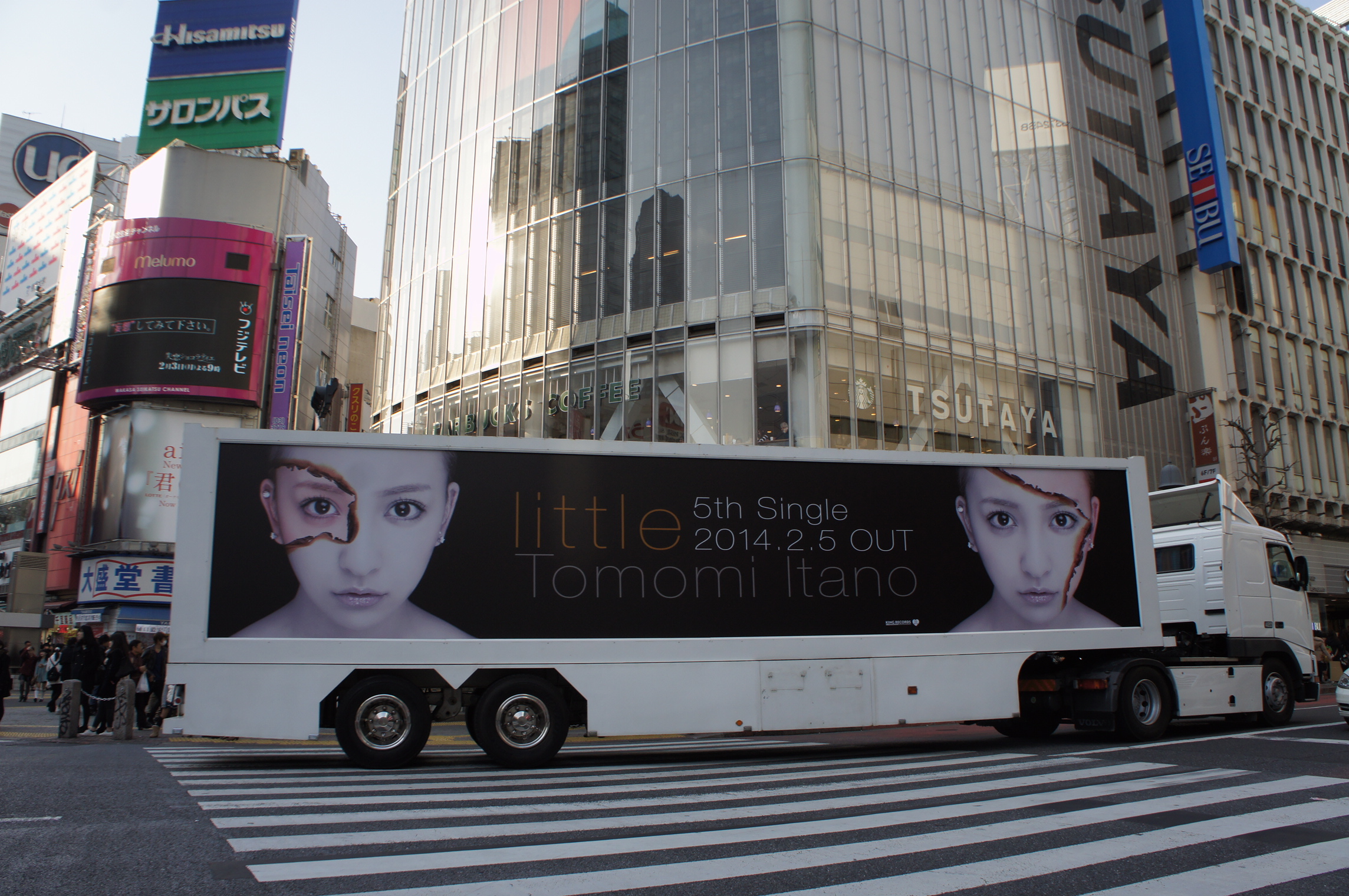 2014.02 板野友美様5thシングル「little」プロモーション